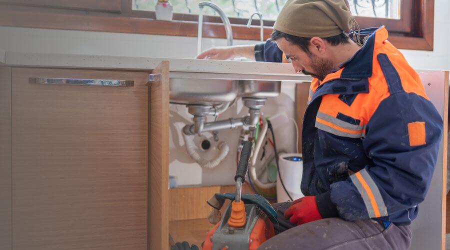 Local sewer line repair in Mount Vernon, AL